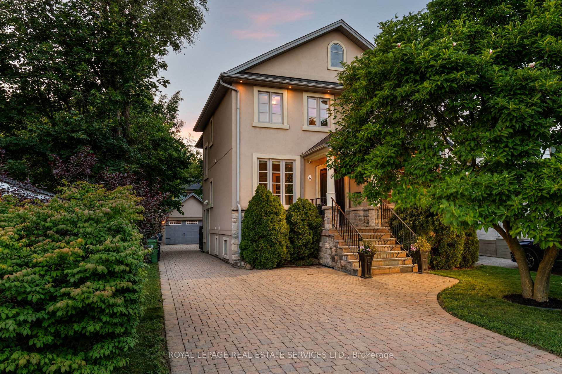 Photo of 4 Springbrook Gardens
