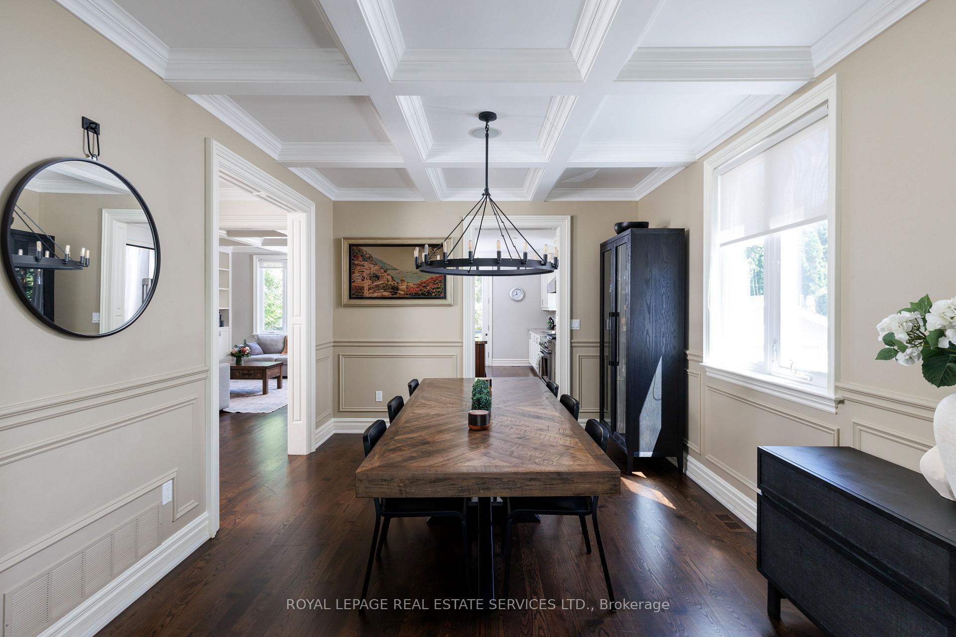 Photo 12 of 4 Springbrook Gardens, Etobicoke, Stonegate-Queensway — HOMEH