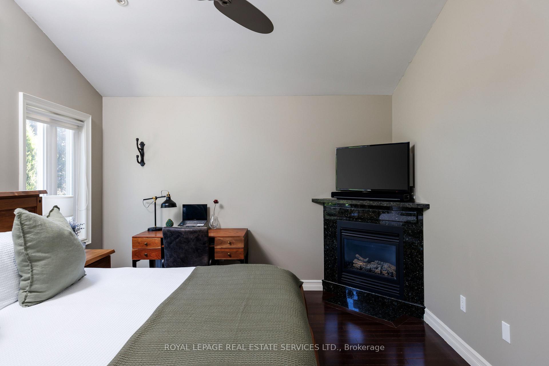 Photo 25 of 4 Springbrook Gardens, Etobicoke, Stonegate-Queensway — HOMEH