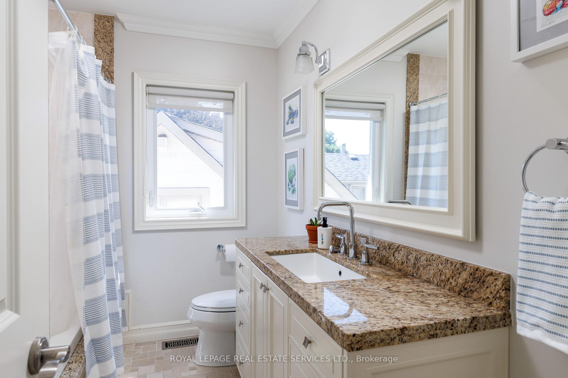 Photo 33 of 4 Springbrook Gardens, Etobicoke, Stonegate-Queensway — HOMEH