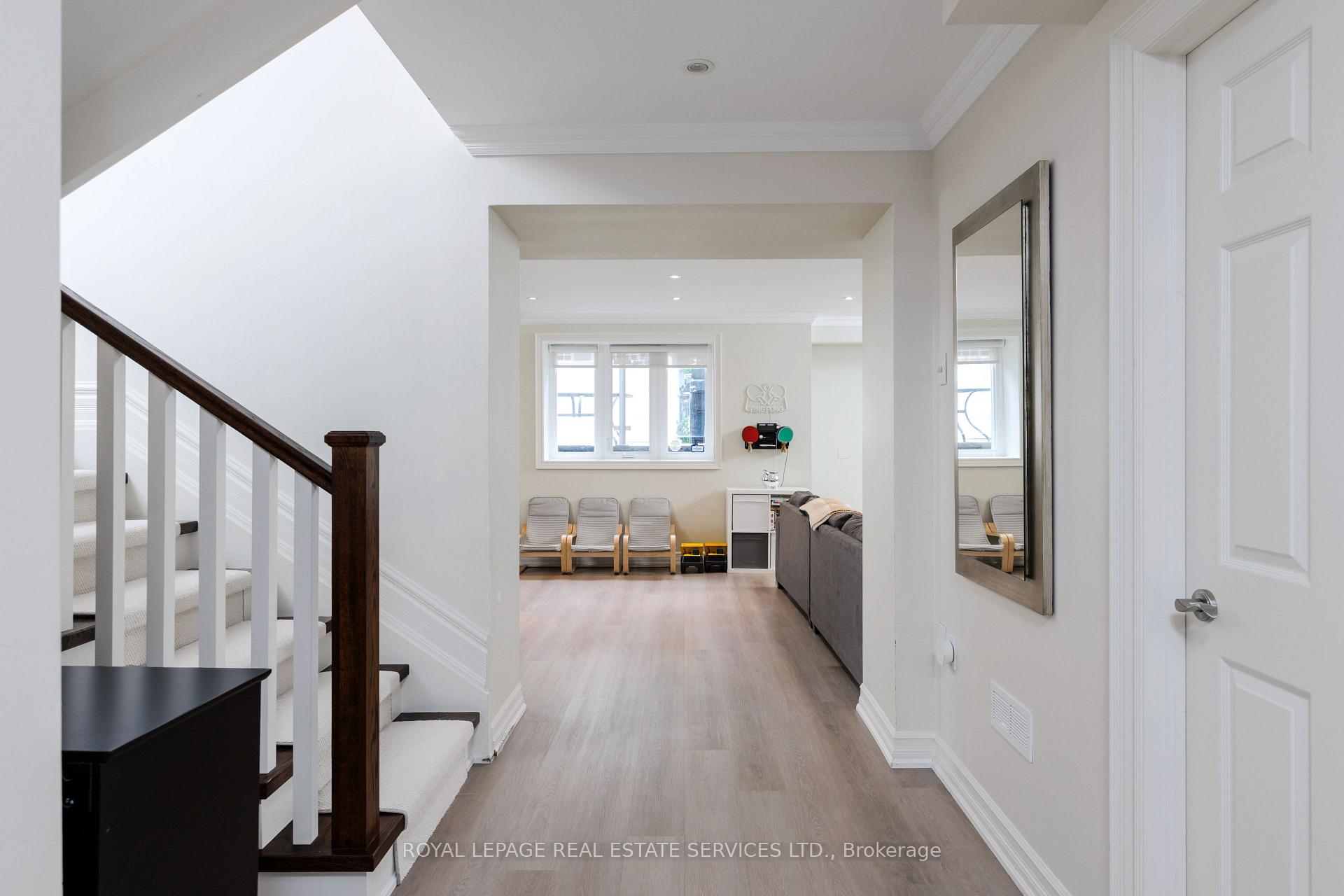 Photo 37 of 4 Springbrook Gardens, Etobicoke, Stonegate-Queensway — HOMEH