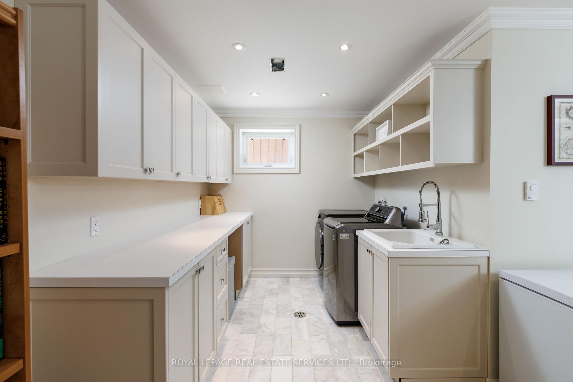 Photo 41 of 4 Springbrook Gardens, Etobicoke, Stonegate-Queensway — HOMEH