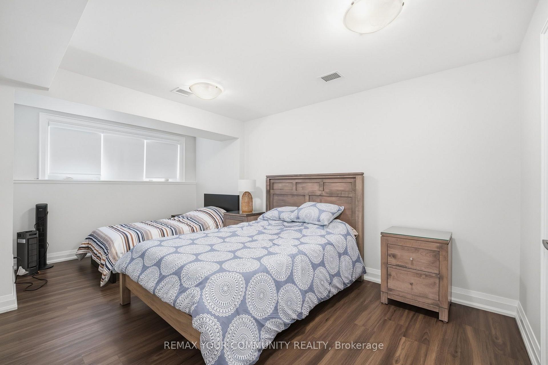Photo 32 of 35 Idleswift Drive, Vaughan, Uplands — HOMEH