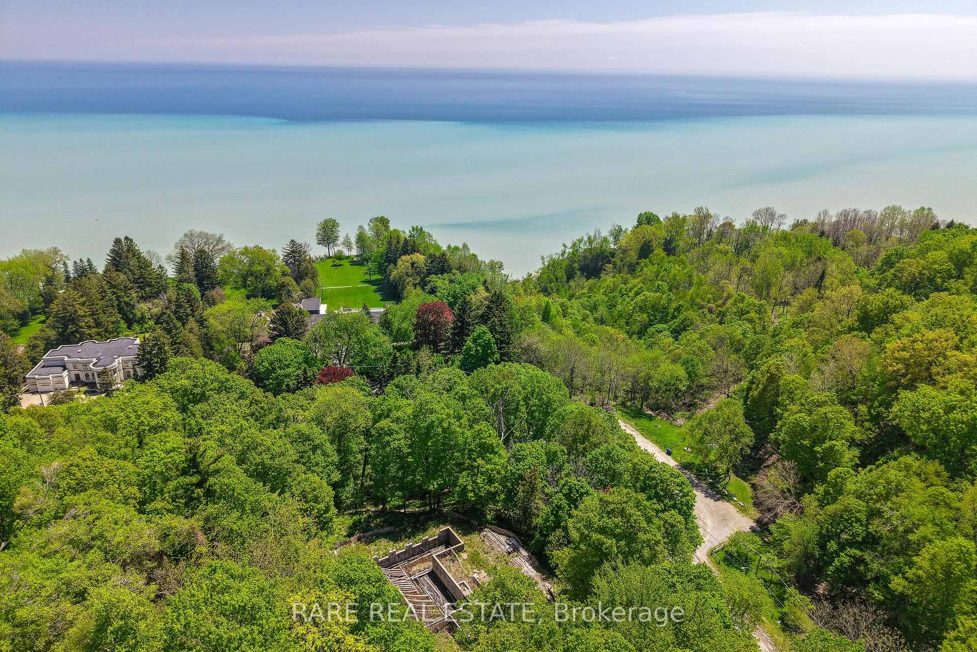 Photo 3 of 81 Meadowcliffe Drive, Scarborough, Cliffcrest — HOMEH