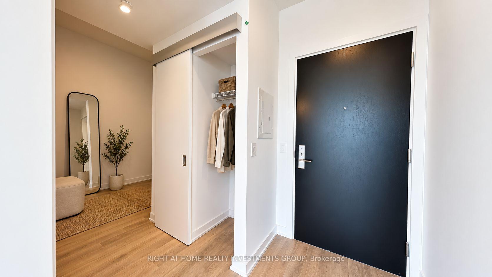 Photo 2 of Unit 1711, 158 Front Street E, Toronto, Moss Park — HOMEH