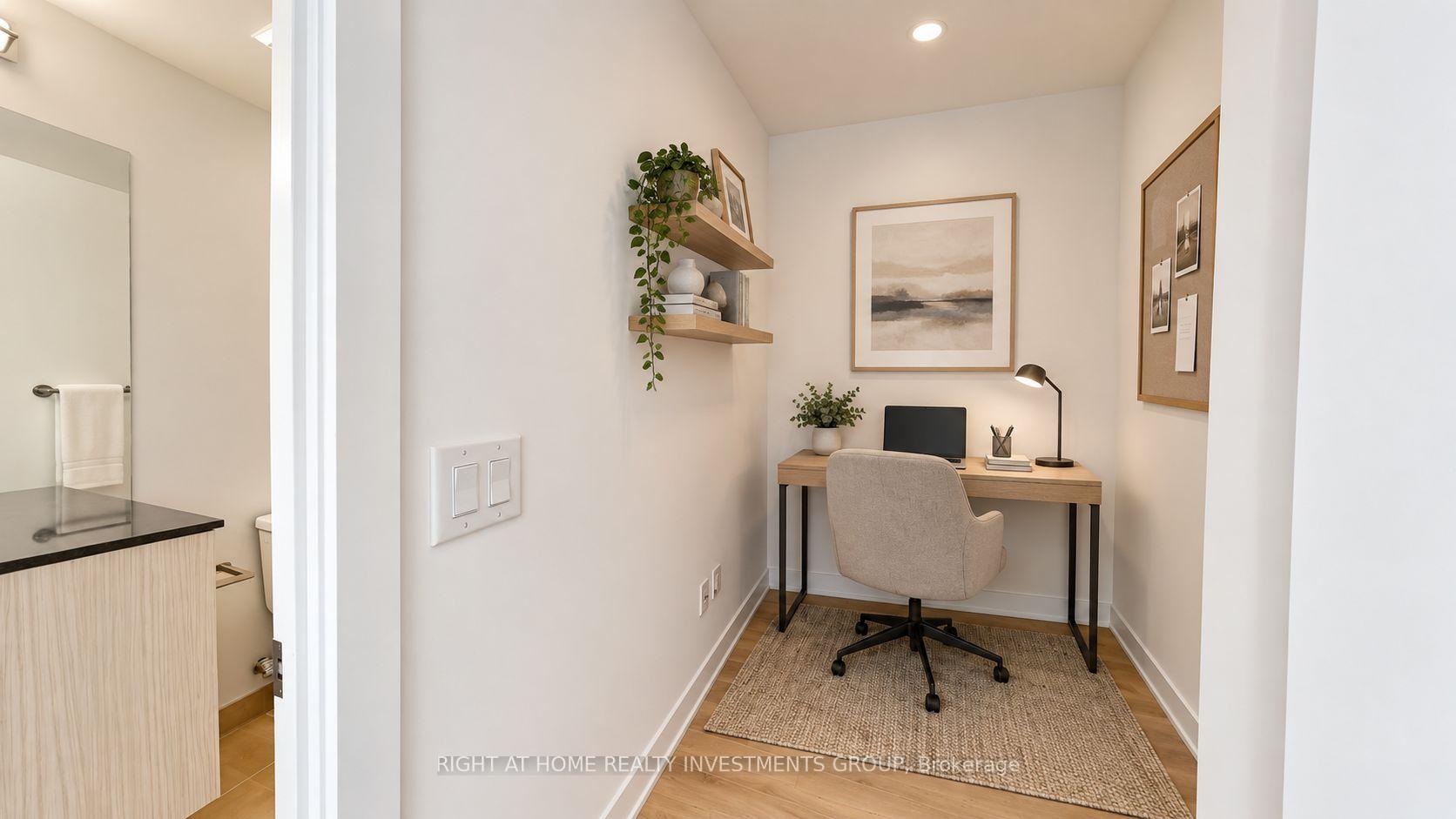 Photo 4 of Unit 1711, 158 Front Street E, Toronto, Moss Park — HOMEH