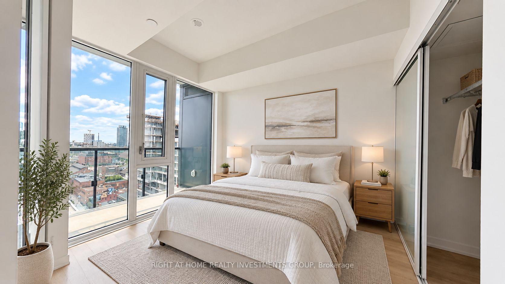 Photo 7 of Unit 1711, 158 Front Street E, Toronto, Moss Park — HOMEH