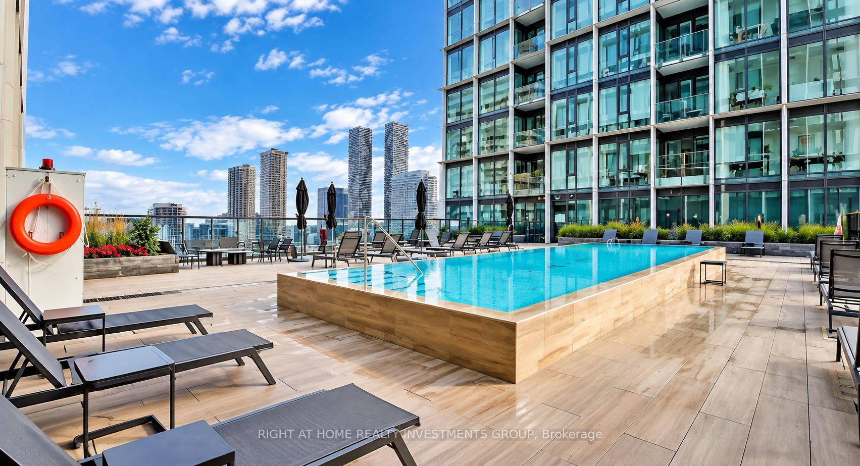 Photo 12 of Unit 1711, 158 Front Street E, Toronto, Moss Park — HOMEH