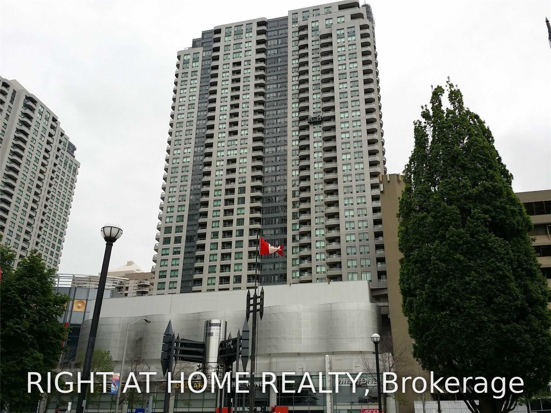 Front of Unit 3102, 8 Hillcrest Avenue