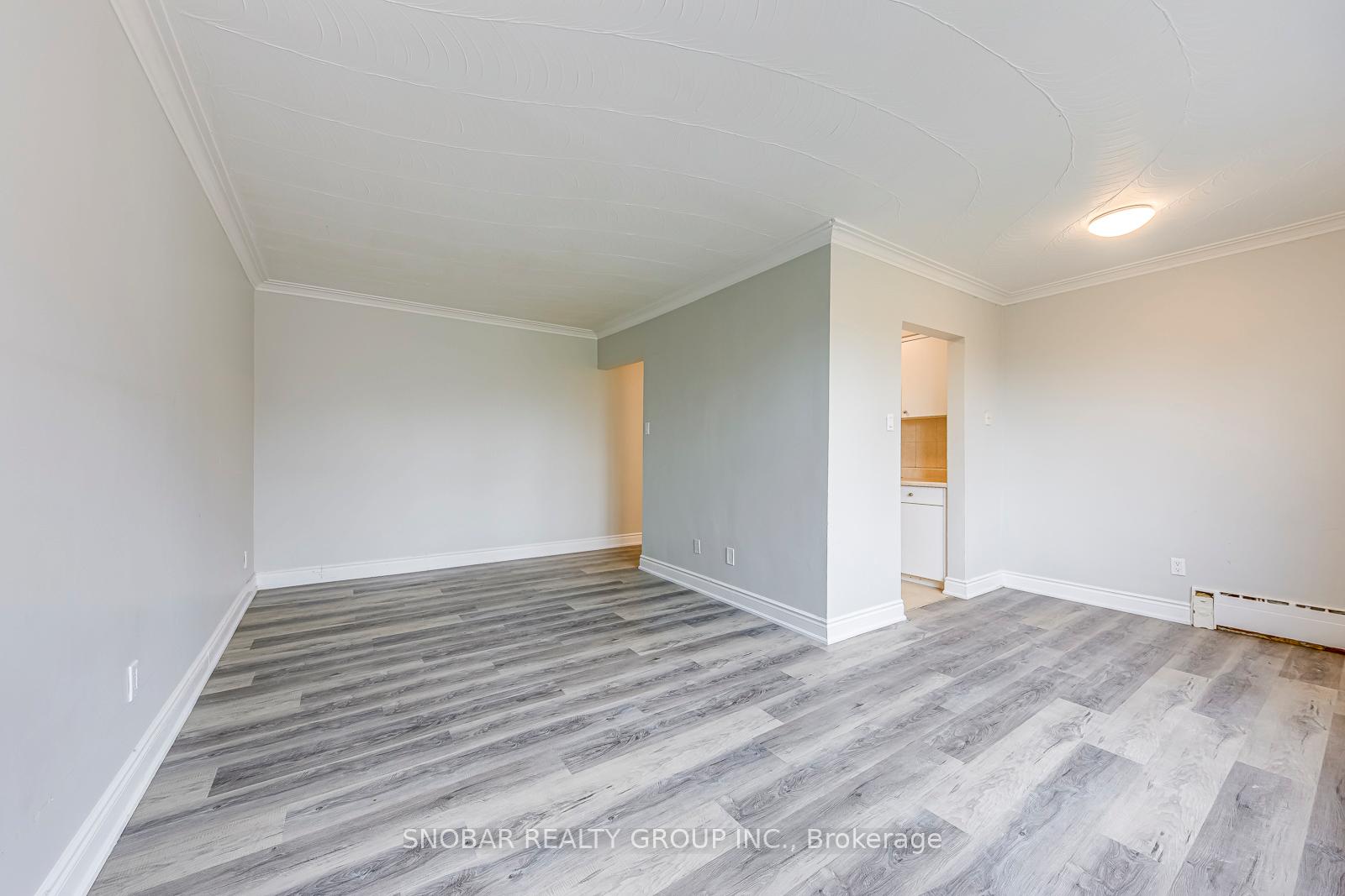 Photo 8 of Unit #11, 17 Station Road, Etobicoke, Mimico — HOMEH
