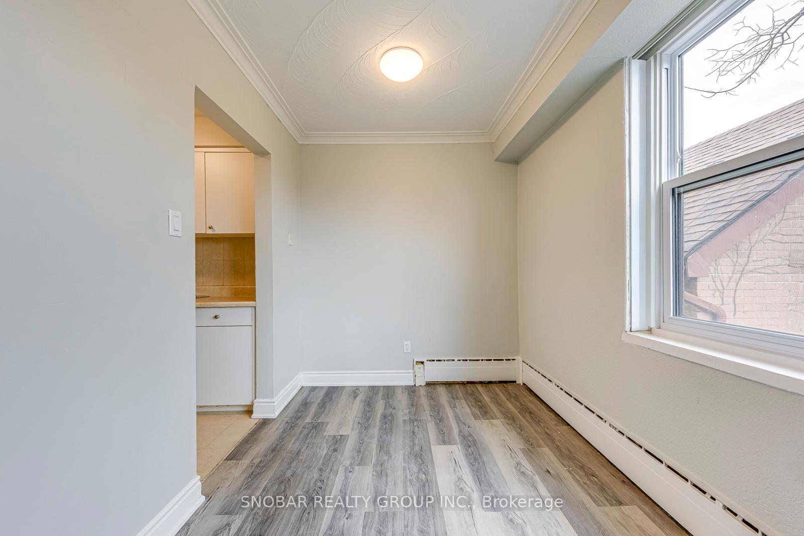 Photo 9 of Unit #11, 17 Station Road, Etobicoke, Mimico — HOMEH