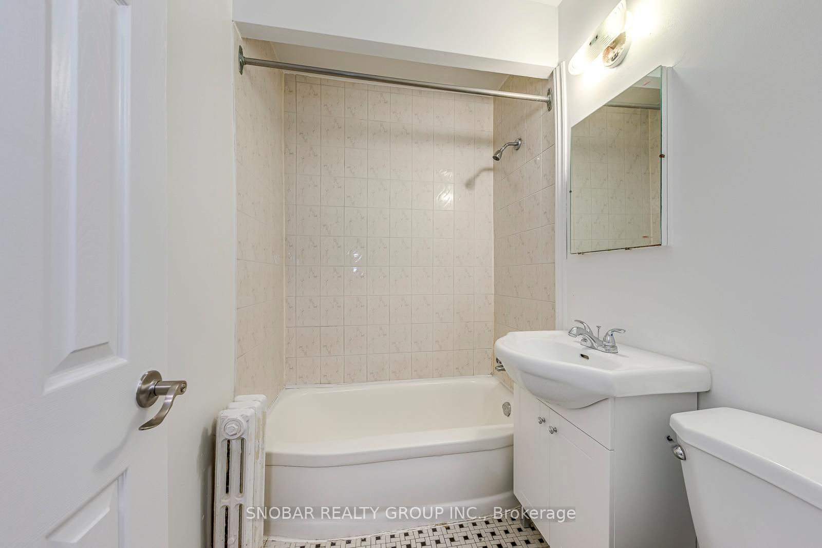 Photo 13 of Unit #11, 17 Station Road, Etobicoke, Mimico — HOMEH