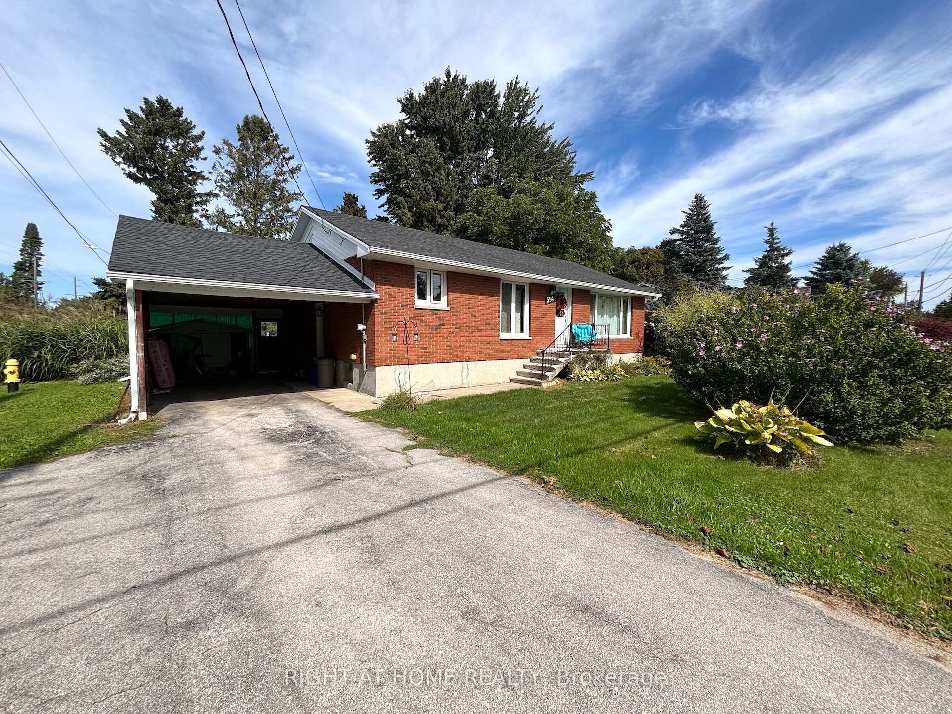 Photo of 594 Miller Street