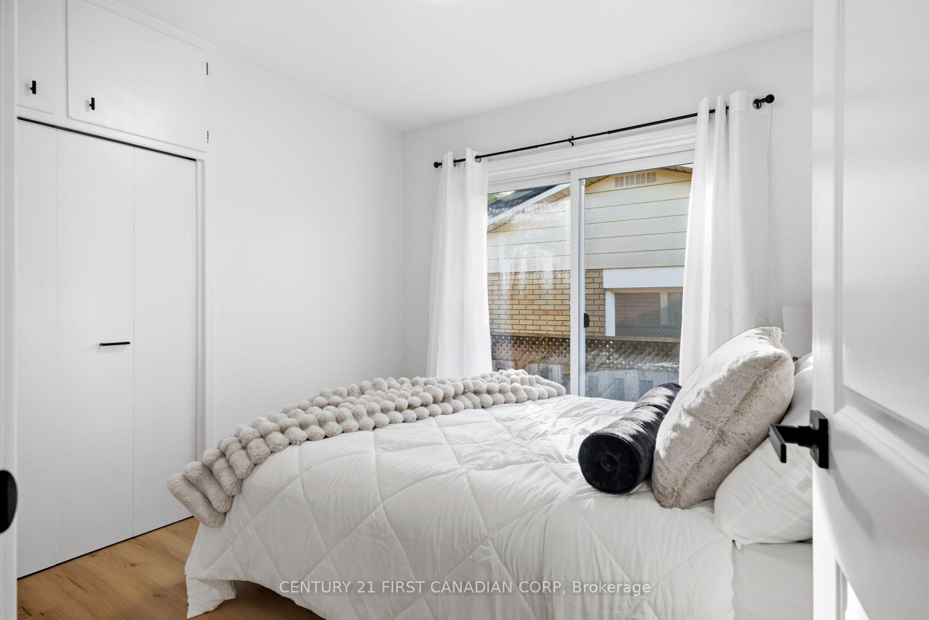 Photo 19 of 38 Silverdale Crescent, London, South T — HOMEH