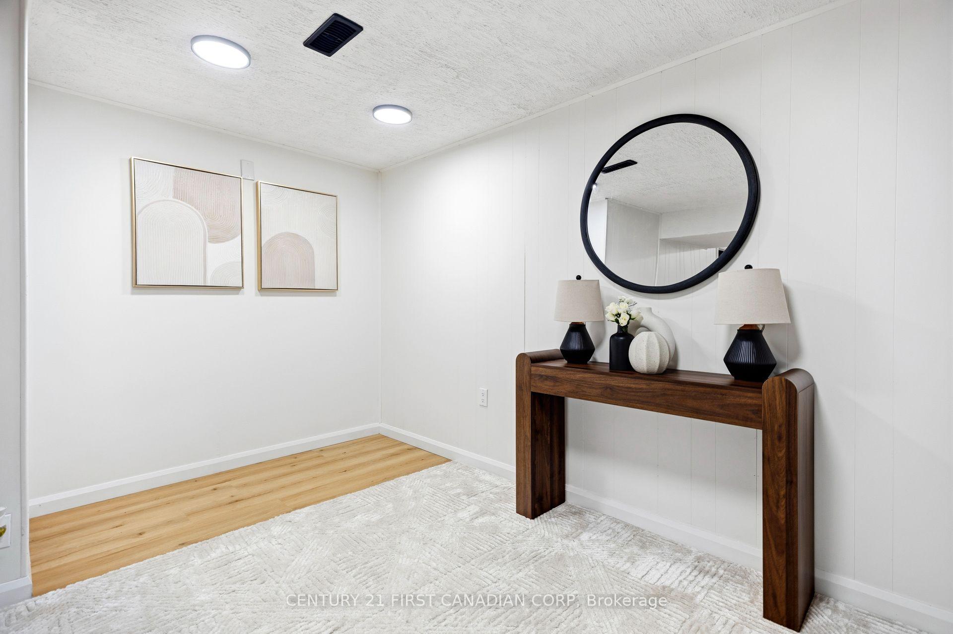 Photo 26 of 38 Silverdale Crescent, London, South T — HOMEH