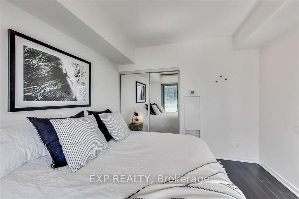 Photo 8 of Unit 2607, 103 The Queensway, Toronto, High Park-Swansea — HOMEH