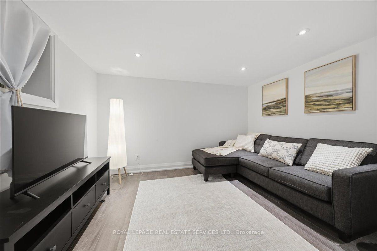 Photo 19 of 134 Morningside Avenue, Toronto, High Park-Swansea — HOMEH