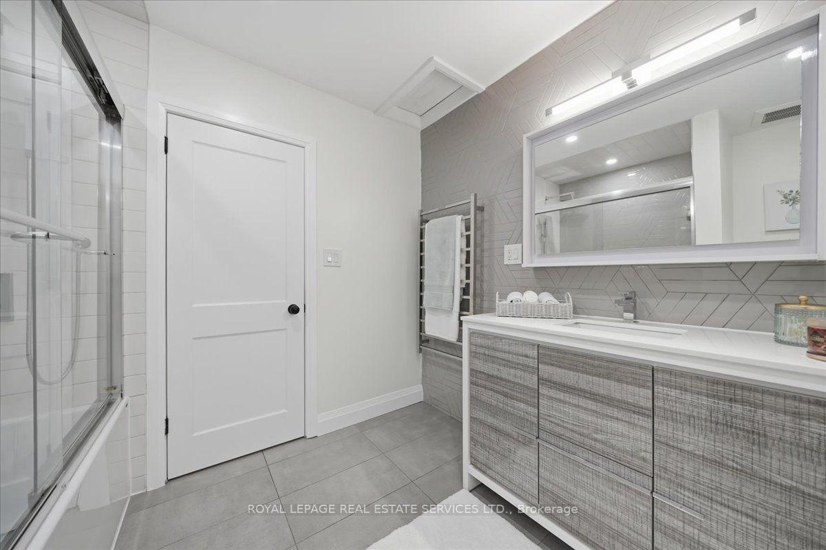 Photo 34 of 134 Morningside Avenue, Toronto, High Park-Swansea — HOMEH