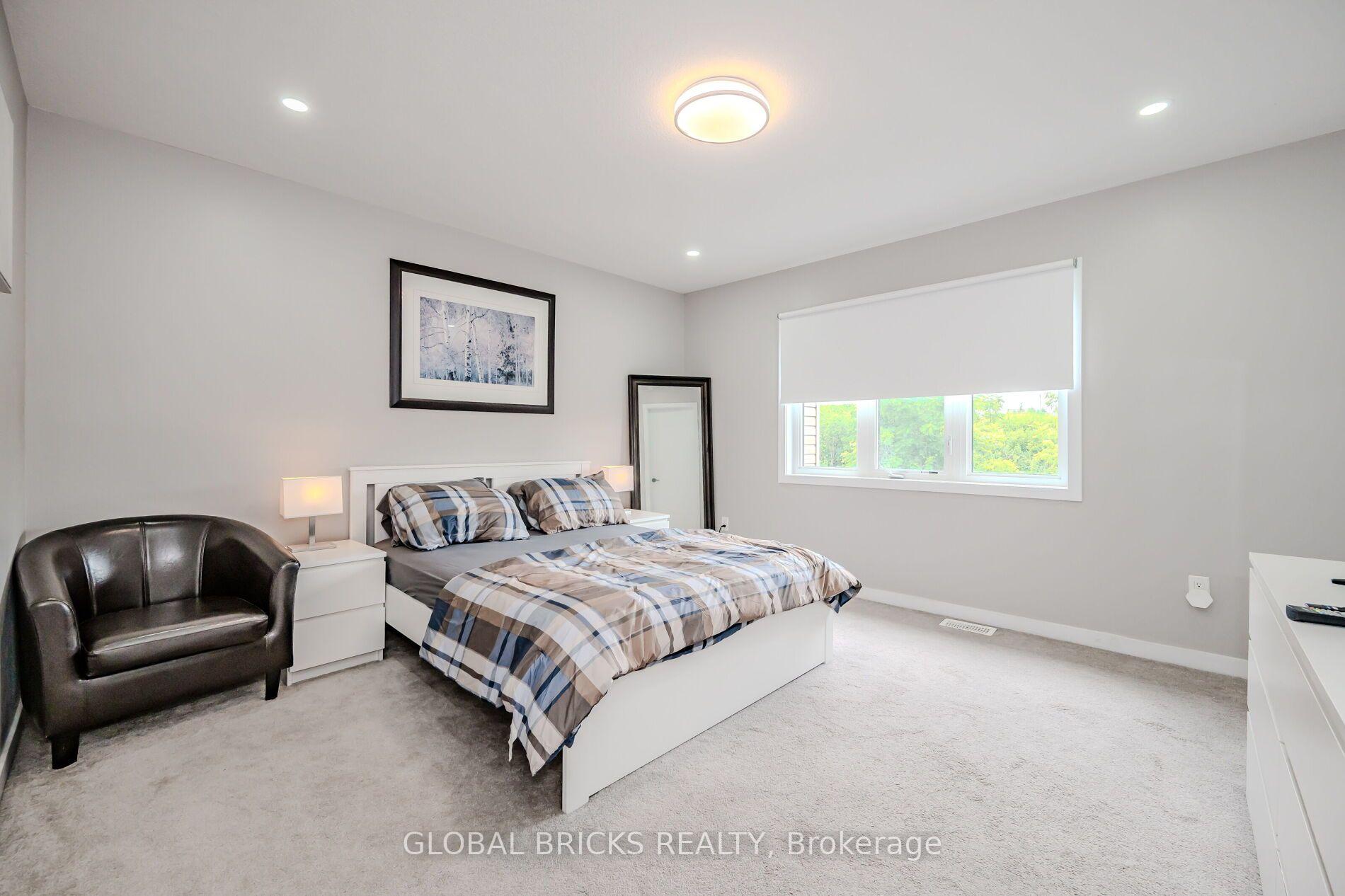 Photo 13 of 40 Crafter Crescent, Hamilton, Stoney Creek Mountain — HOMEH