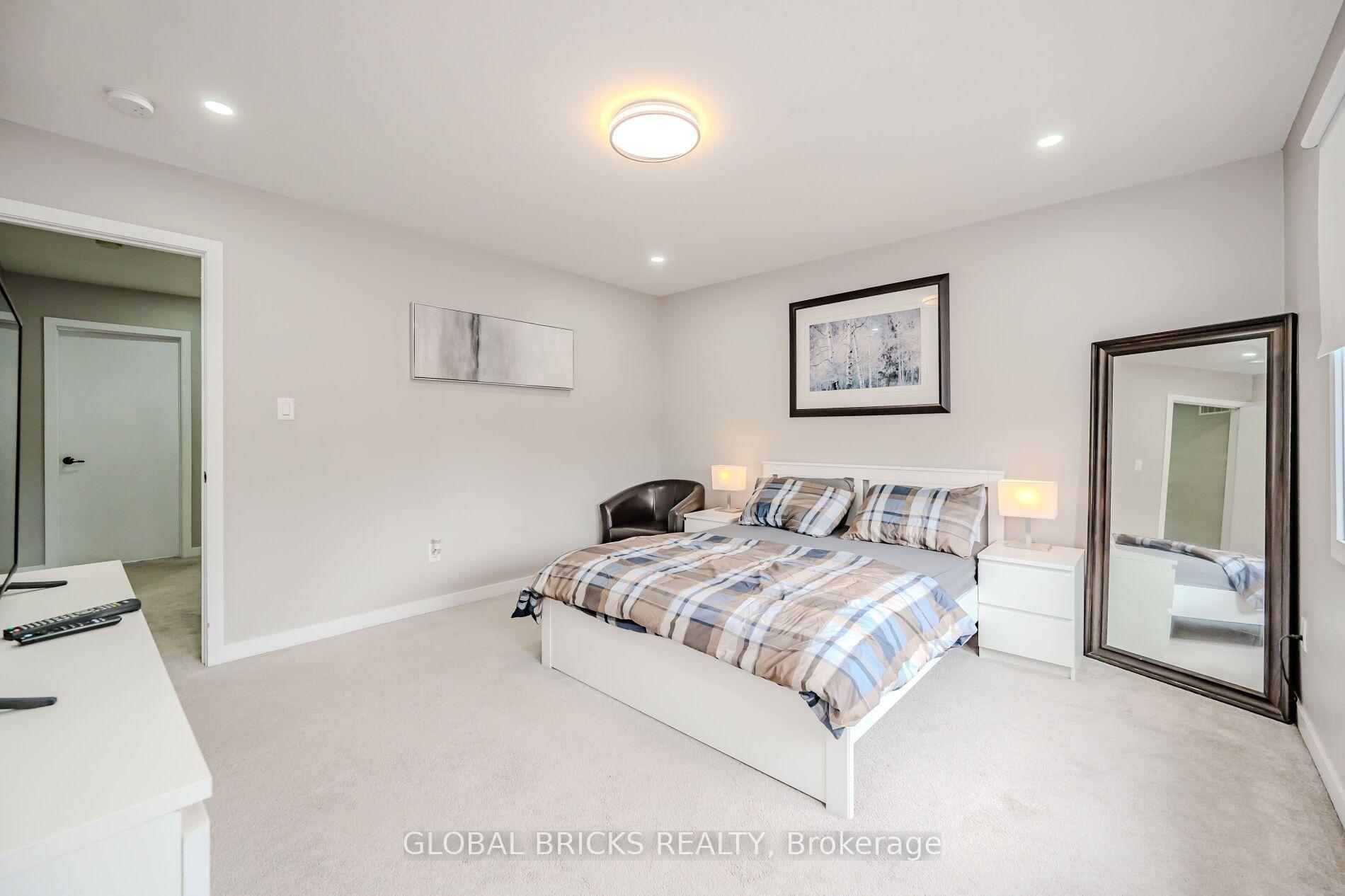 Photo 15 of 40 Crafter Crescent, Hamilton, Stoney Creek Mountain — HOMEH