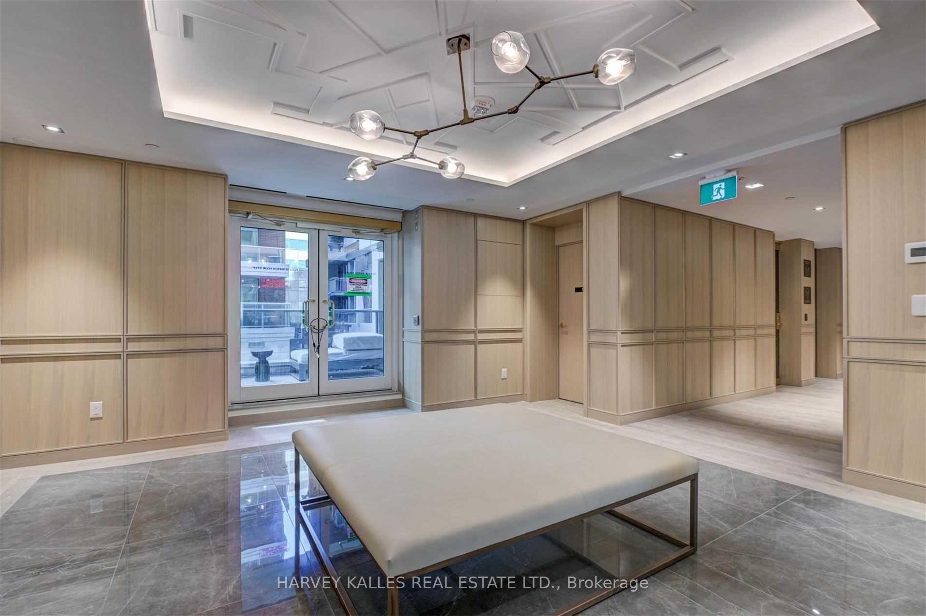 Photo 5 of Unit 1002, 88 Cumberland Street, Toronto, The Annex — HOMEH