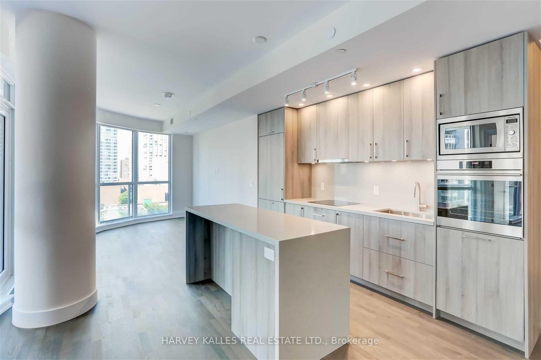 Photo 7 of Unit 1002, 88 Cumberland Street, Toronto, The Annex — HOMEH