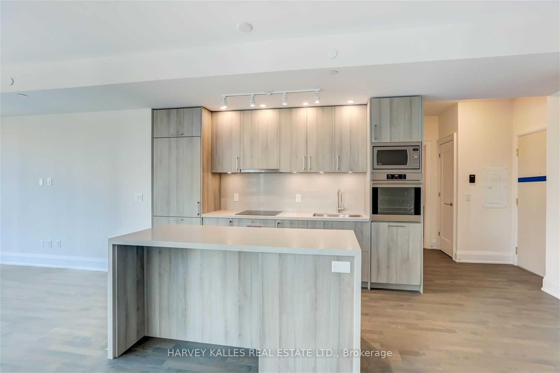 Photo 8 of Unit 1002, 88 Cumberland Street, Toronto, The Annex — HOMEH