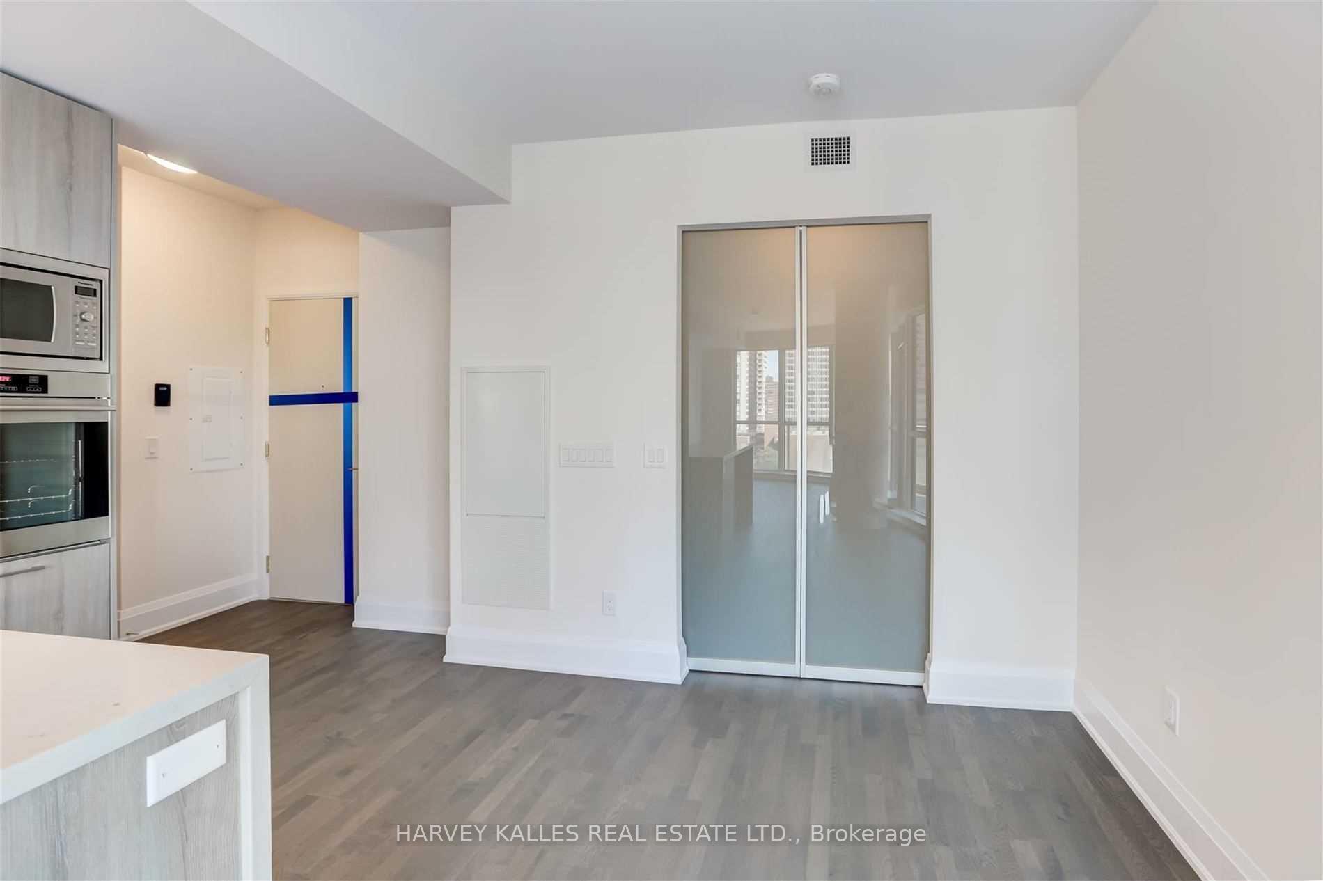 Photo 23 of Unit 1002, 88 Cumberland Street, Toronto, The Annex — HOMEH