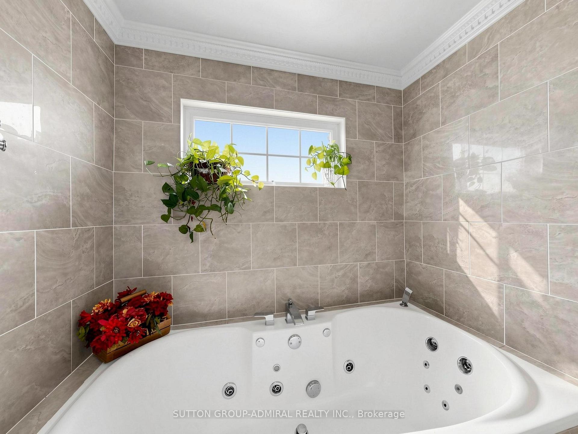 Photo 17 of 4631 Aurora Road, Whitchurch-Stouffville, Ballantrae — HOMEH
