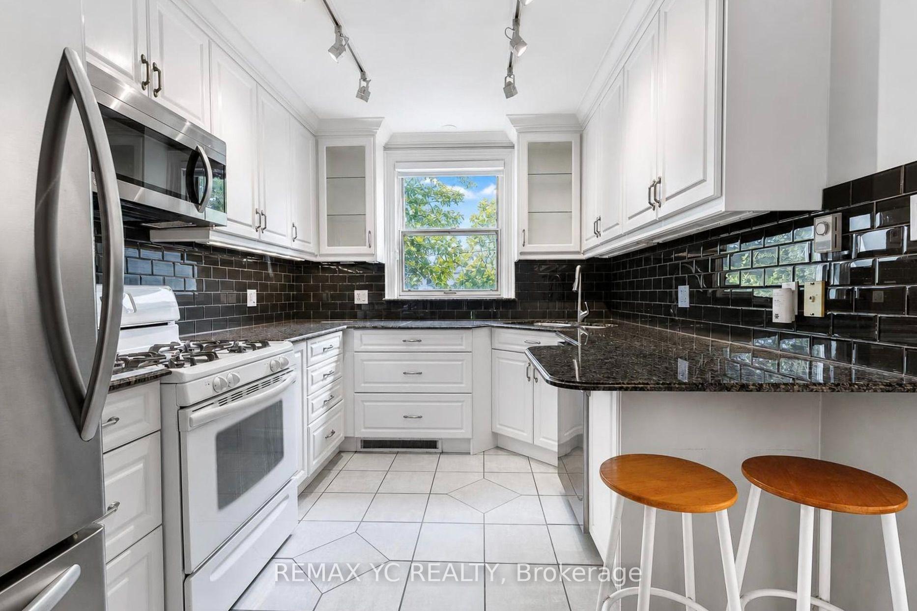 Photo 6 of 425 Broadway Avenue, Toronto, Leaside — HOMEH