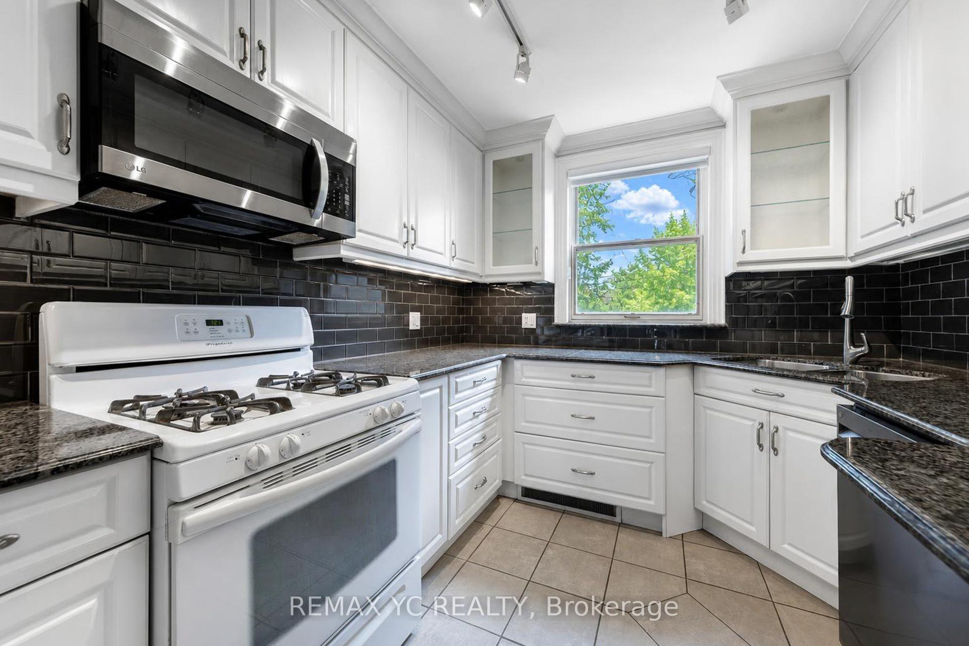 Photo 7 of 425 Broadway Avenue, Toronto, Leaside — HOMEH