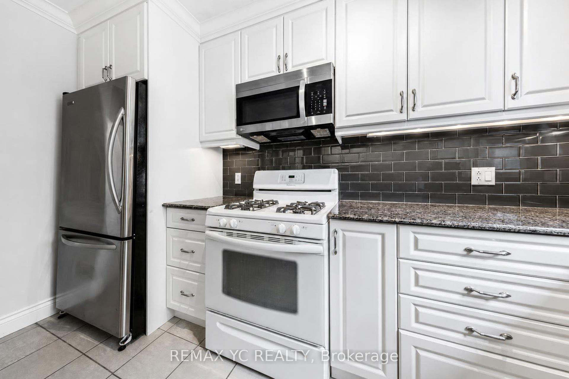 Photo 8 of 425 Broadway Avenue, Toronto, Leaside — HOMEH