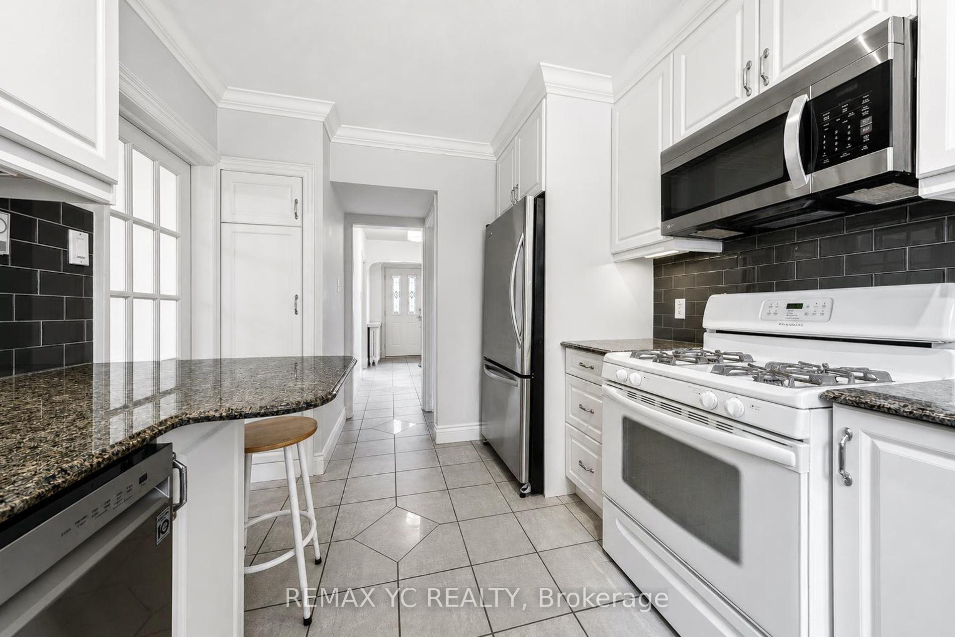Photo 9 of 425 Broadway Avenue, Toronto, Leaside — HOMEH