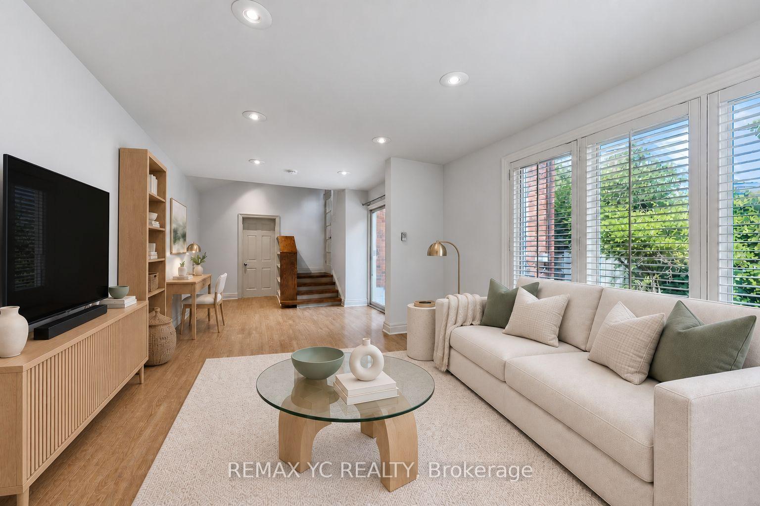 Photo 11 of 425 Broadway Avenue, Toronto, Leaside — HOMEH