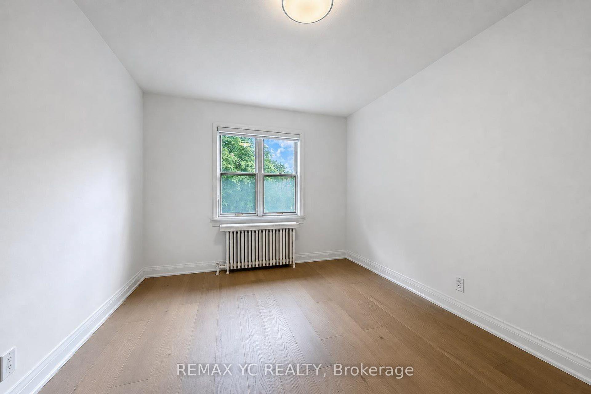 Photo 17 of 425 Broadway Avenue, Toronto, Leaside — HOMEH