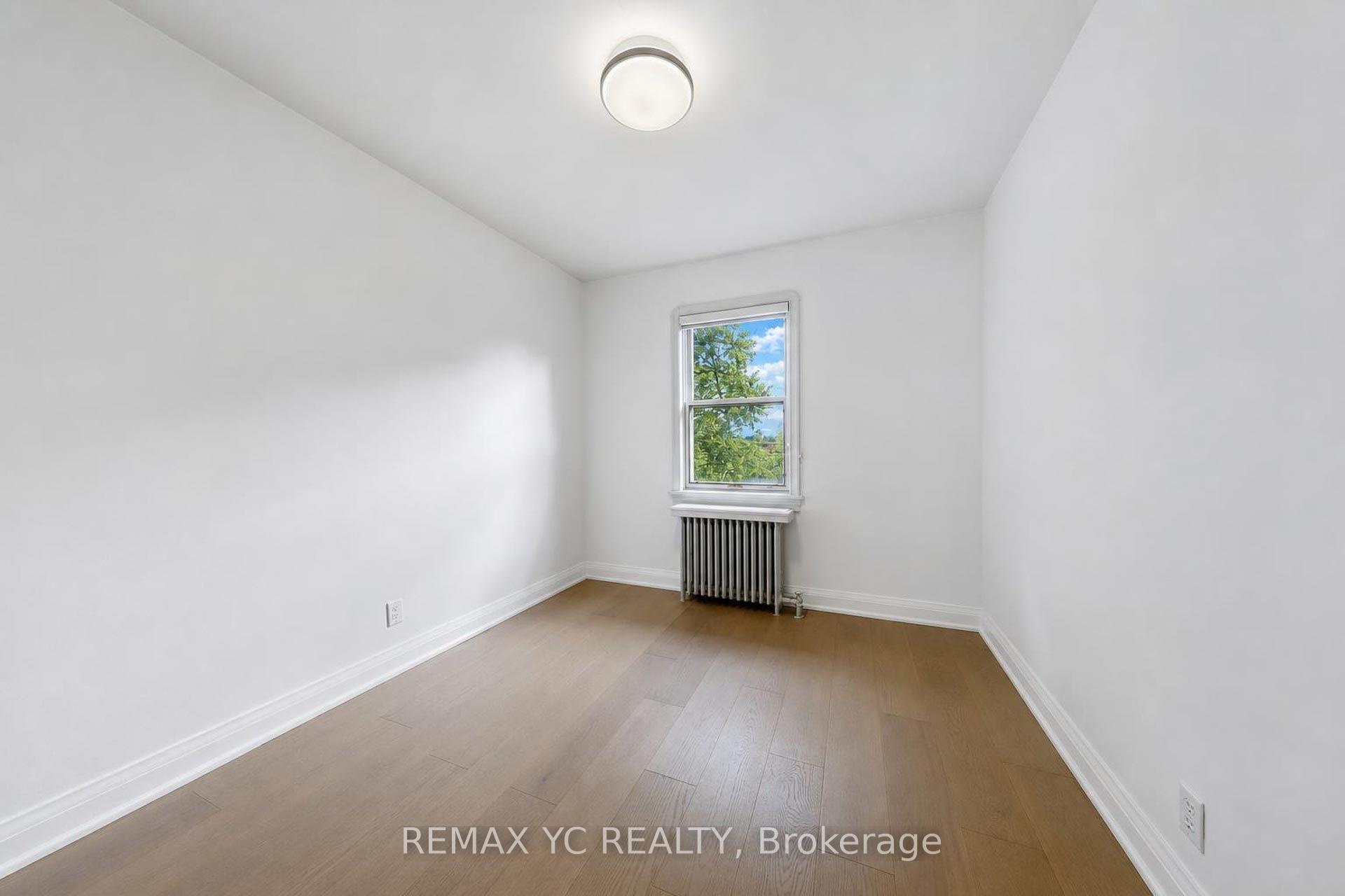Photo 19 of 425 Broadway Avenue, Toronto, Leaside — HOMEH