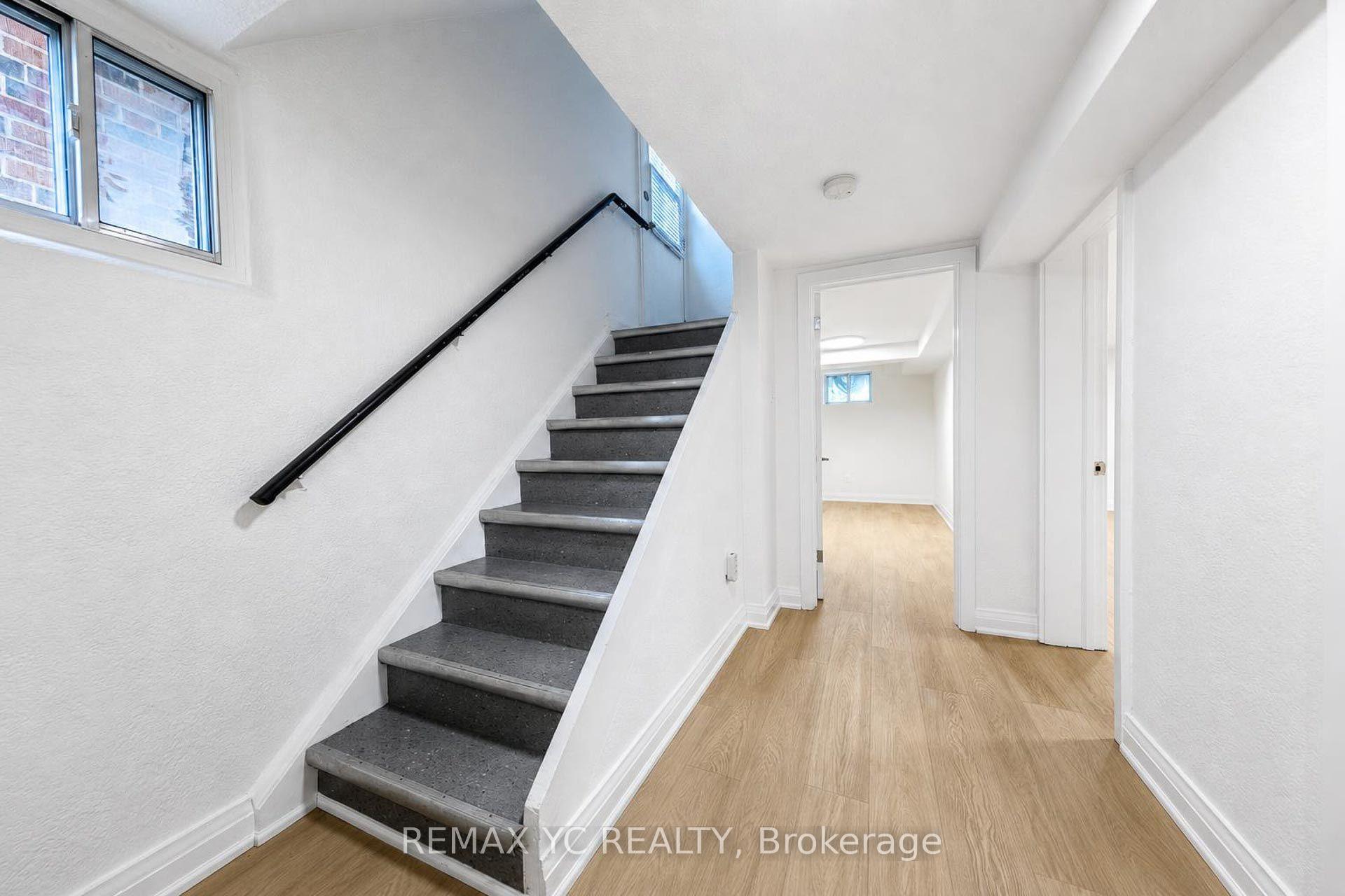 Photo 25 of 425 Broadway Avenue, Toronto, Leaside — HOMEH