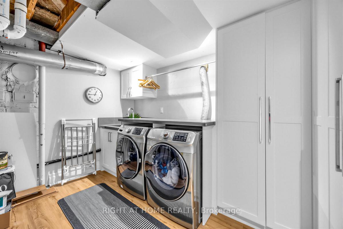 Photo 33 of 21 Austin Terrace, Toronto, Casa Loma — HOMEH