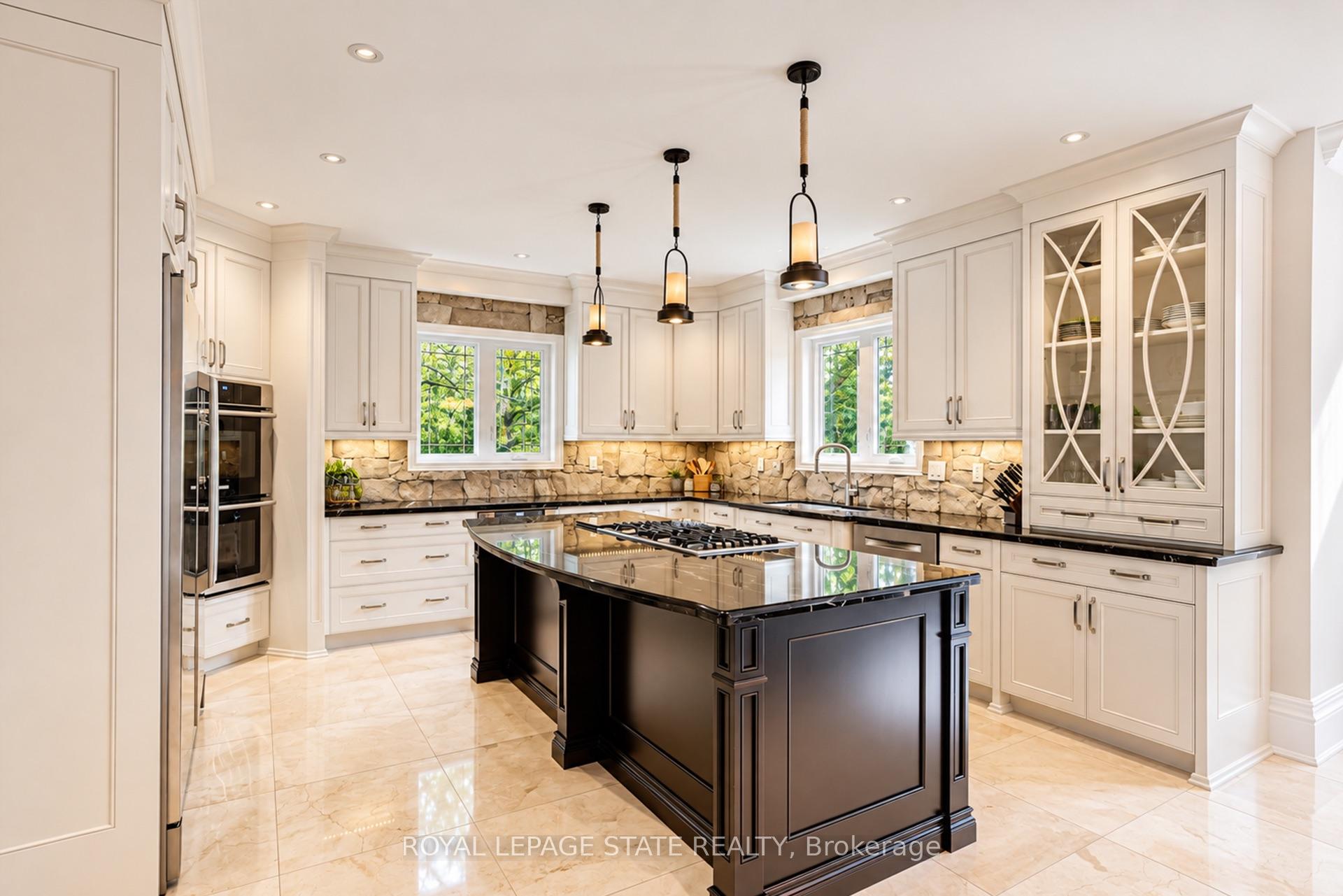 Photo 16 of 18 Elder Crescent, Hamilton, Ancaster — HOMEH