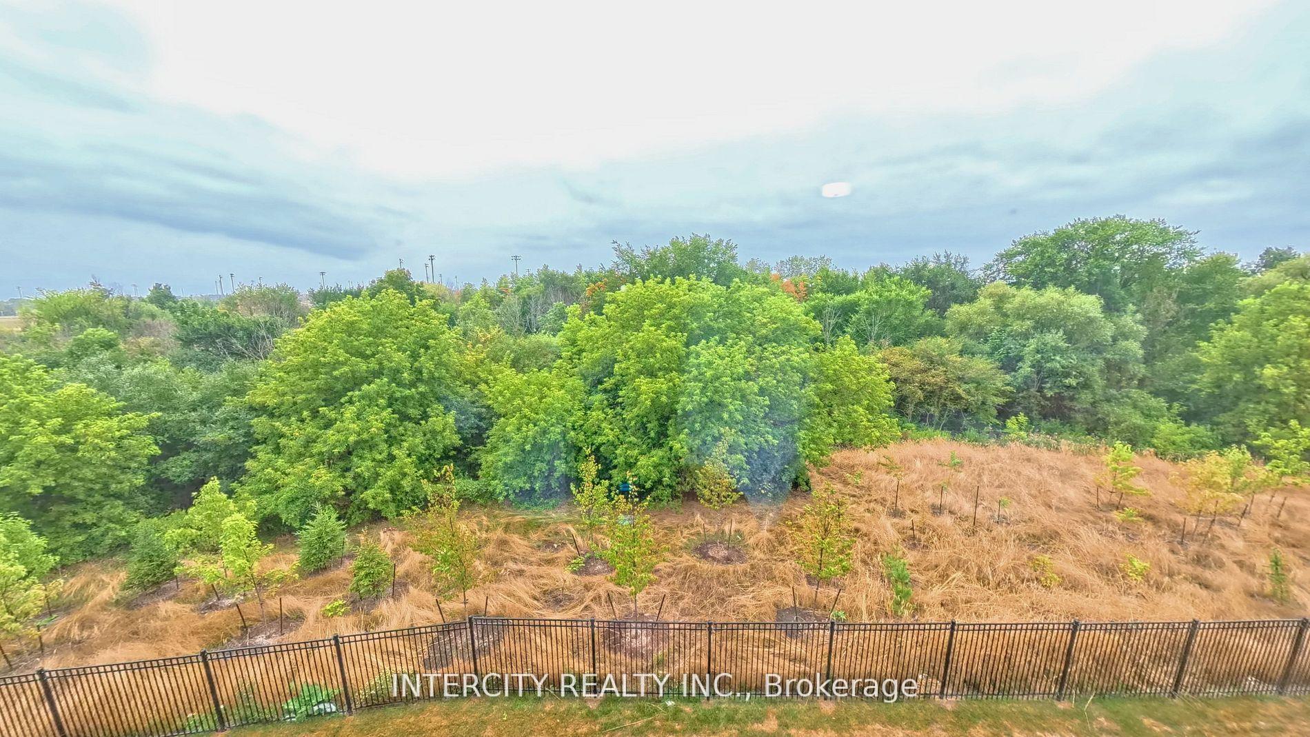 Photo 30 of 76 Fieldridge Crescent, Brampton, Sandringham-Wellington North — HOMEH