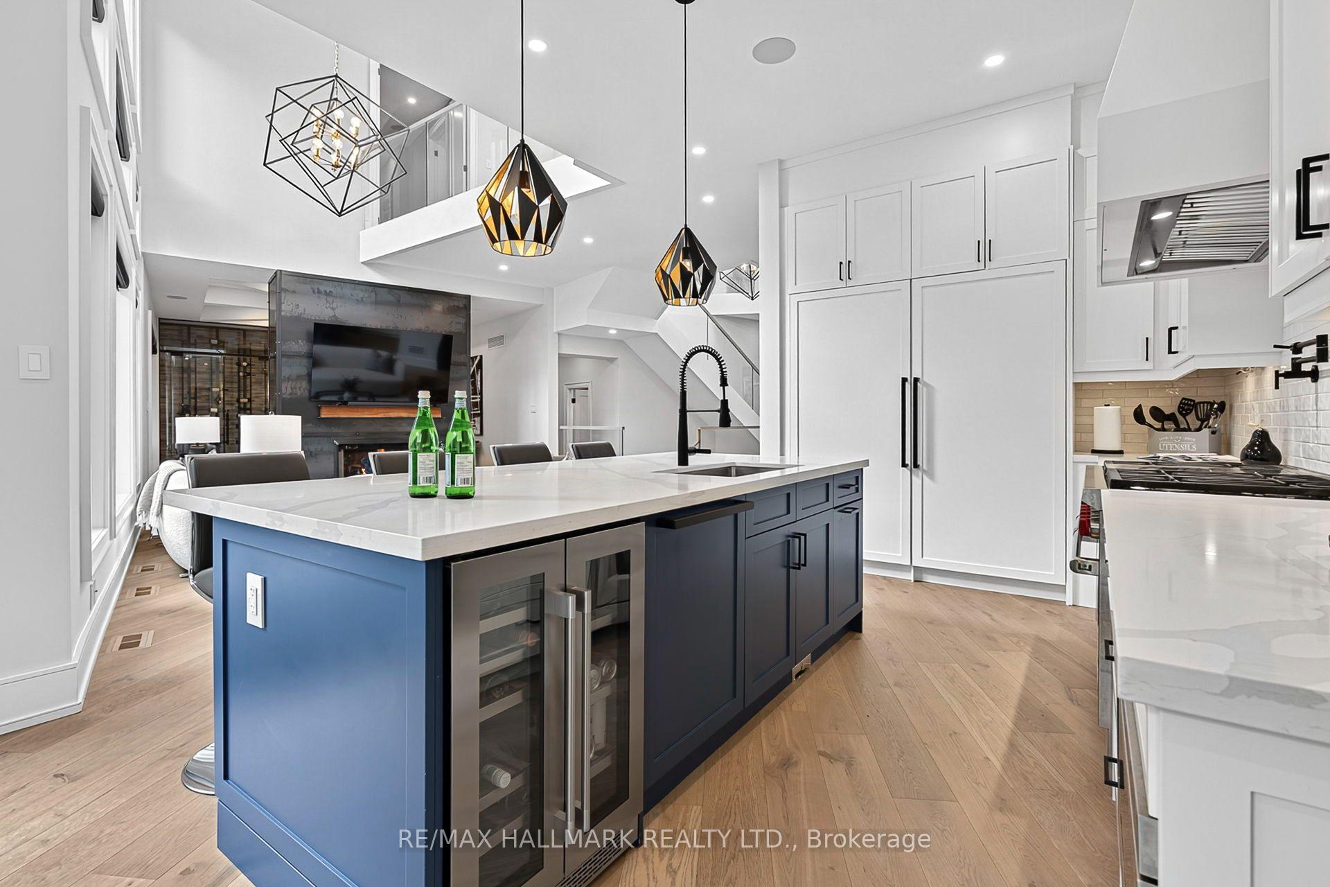Photo 10 of 31 Bradgate Road, North York, Banbury-Don Mills — HOMEH