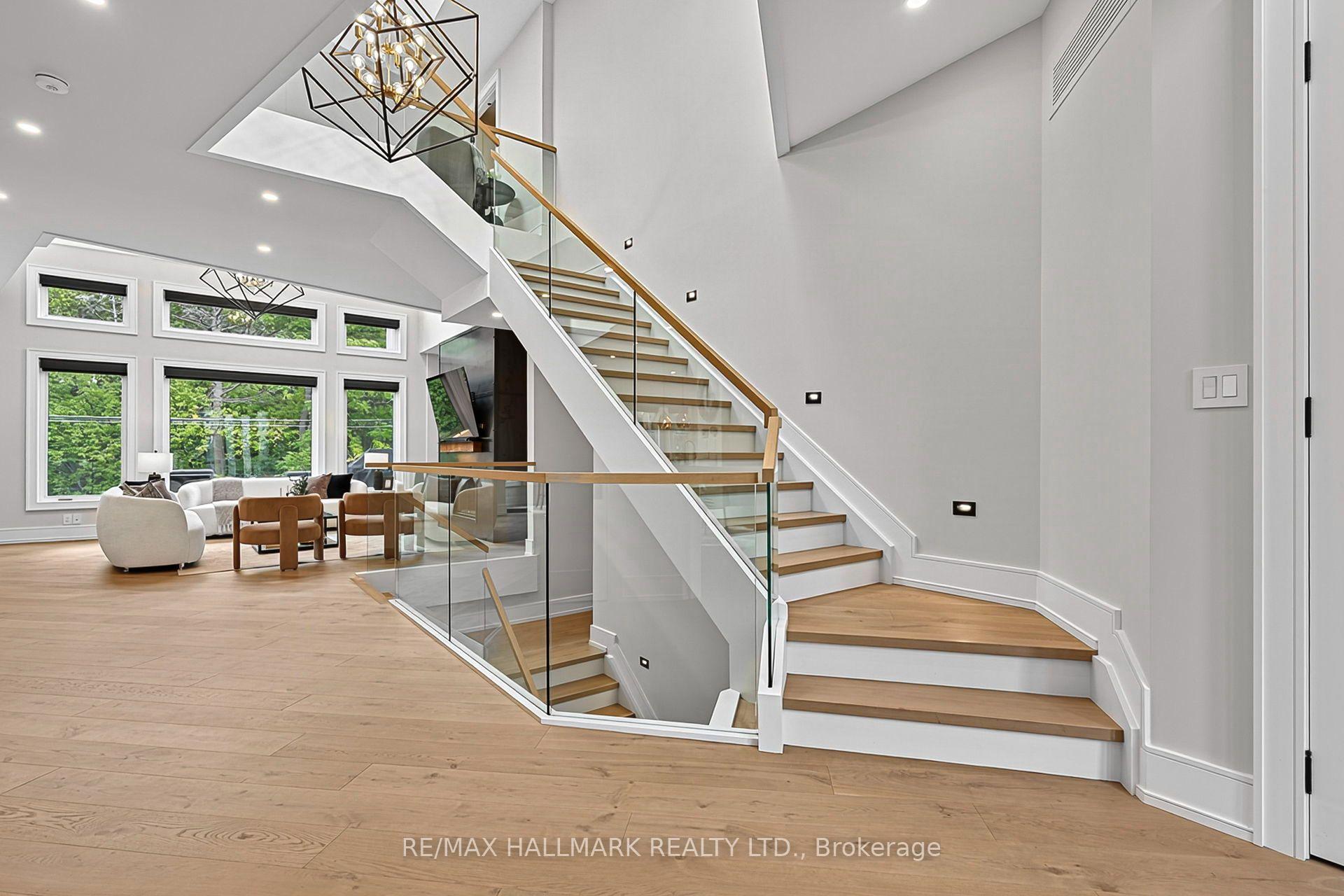 Photo 15 of 31 Bradgate Road, North York, Banbury-Don Mills — HOMEH