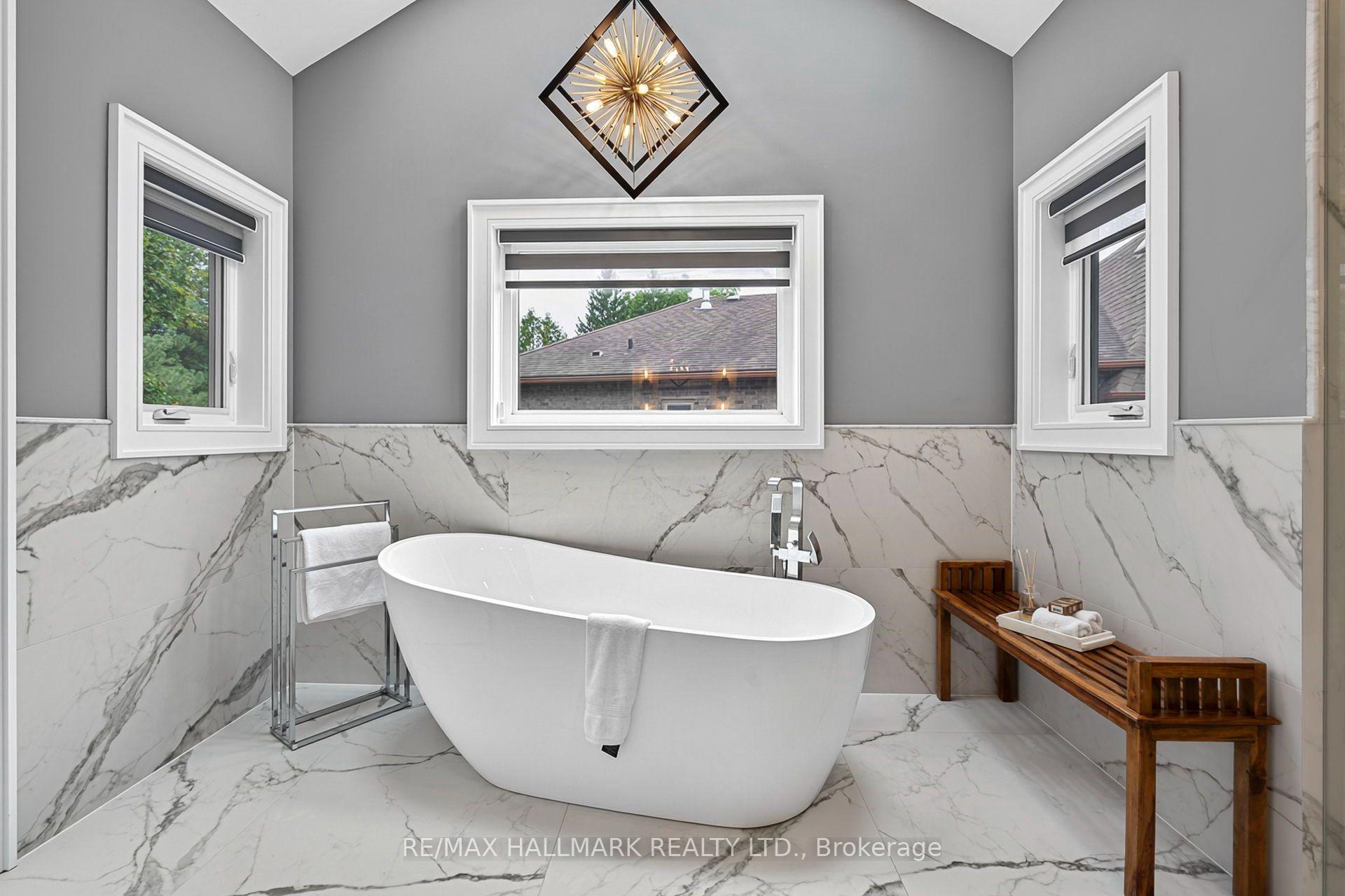 Photo 19 of 31 Bradgate Road, North York, Banbury-Don Mills — HOMEH