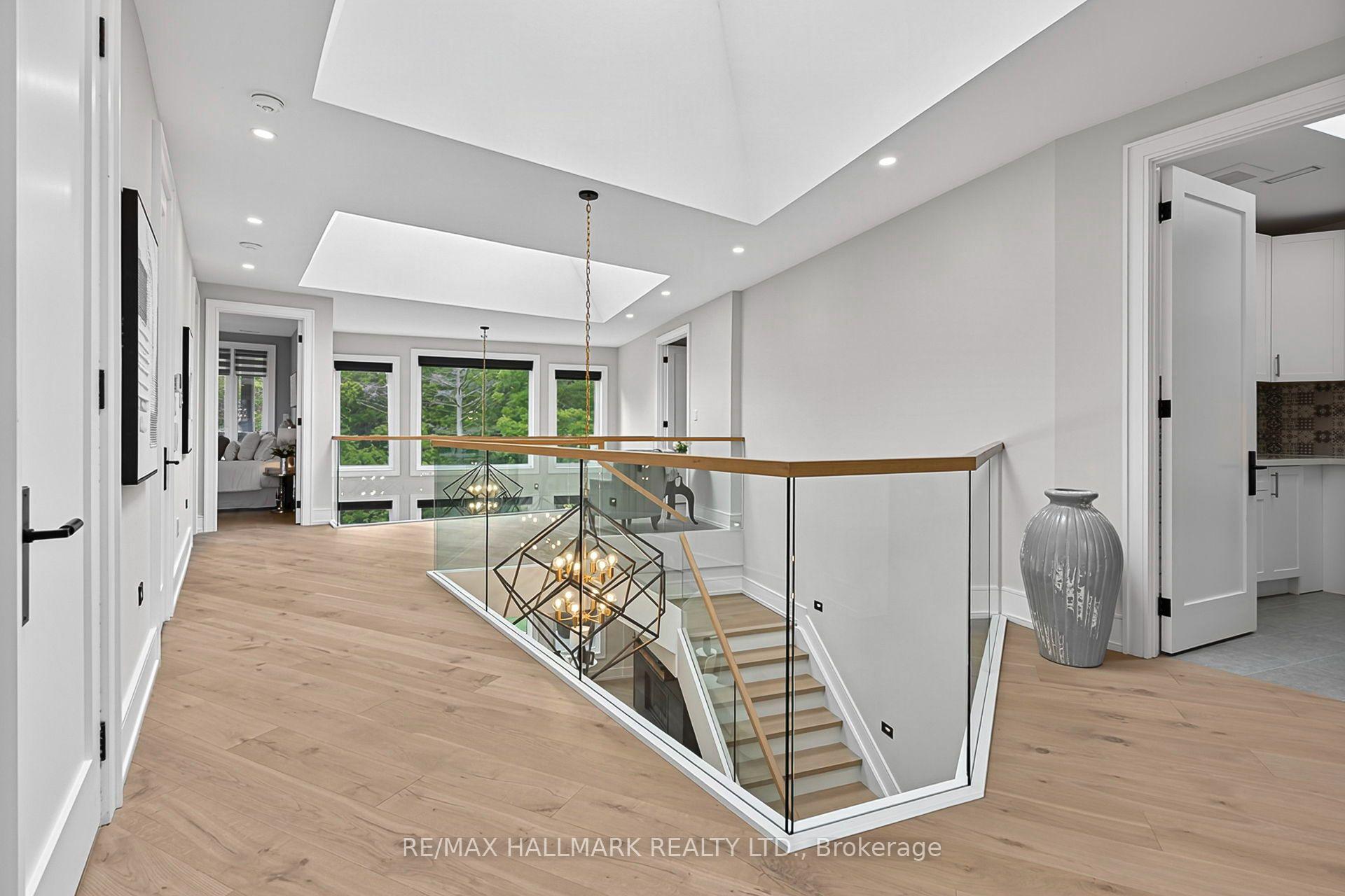 Photo 26 of 31 Bradgate Road, North York, Banbury-Don Mills — HOMEH