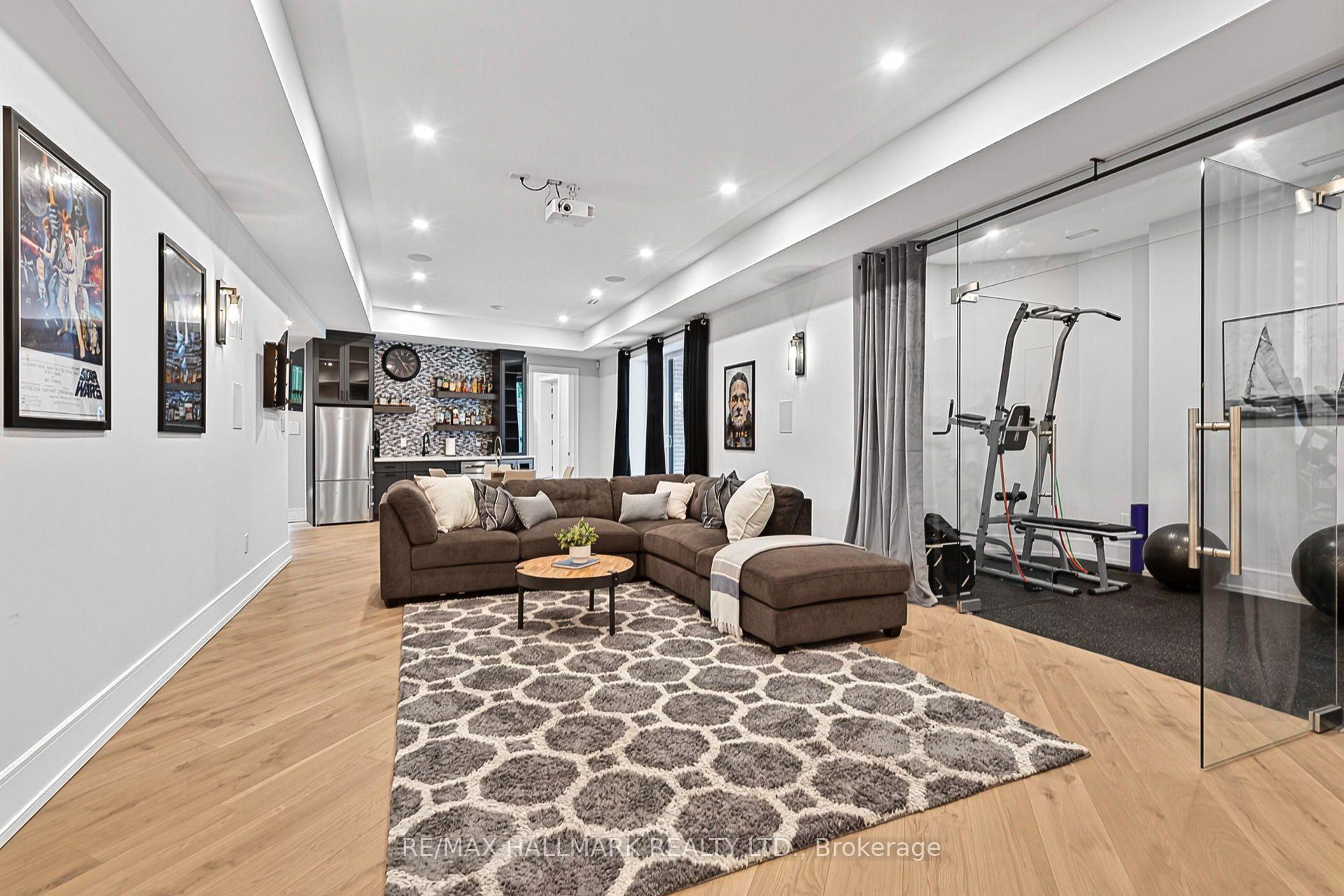 Photo 33 of 31 Bradgate Road, North York, Banbury-Don Mills — HOMEH