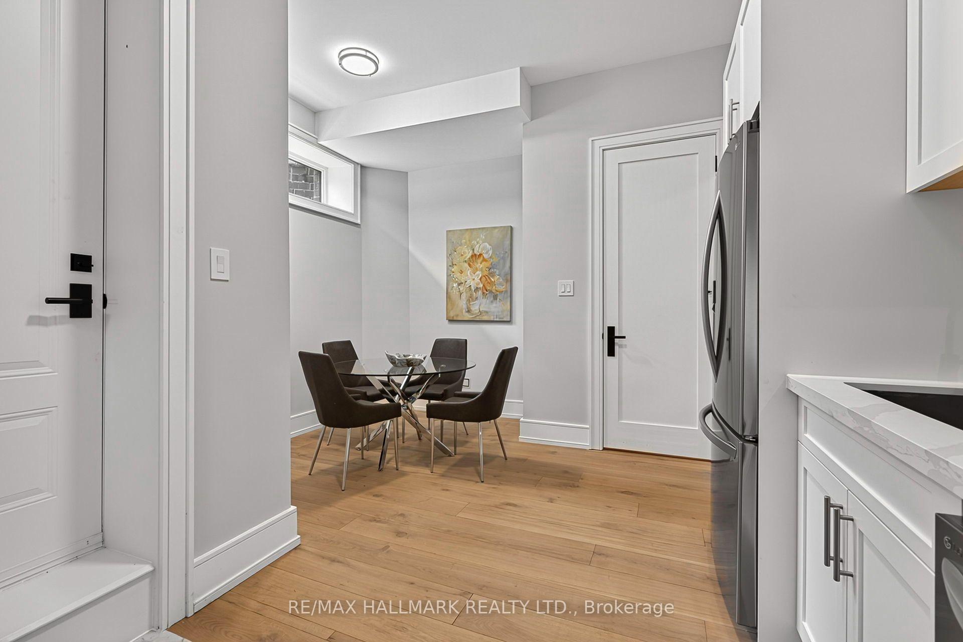 Photo 40 of 31 Bradgate Road, North York, Banbury-Don Mills — HOMEH