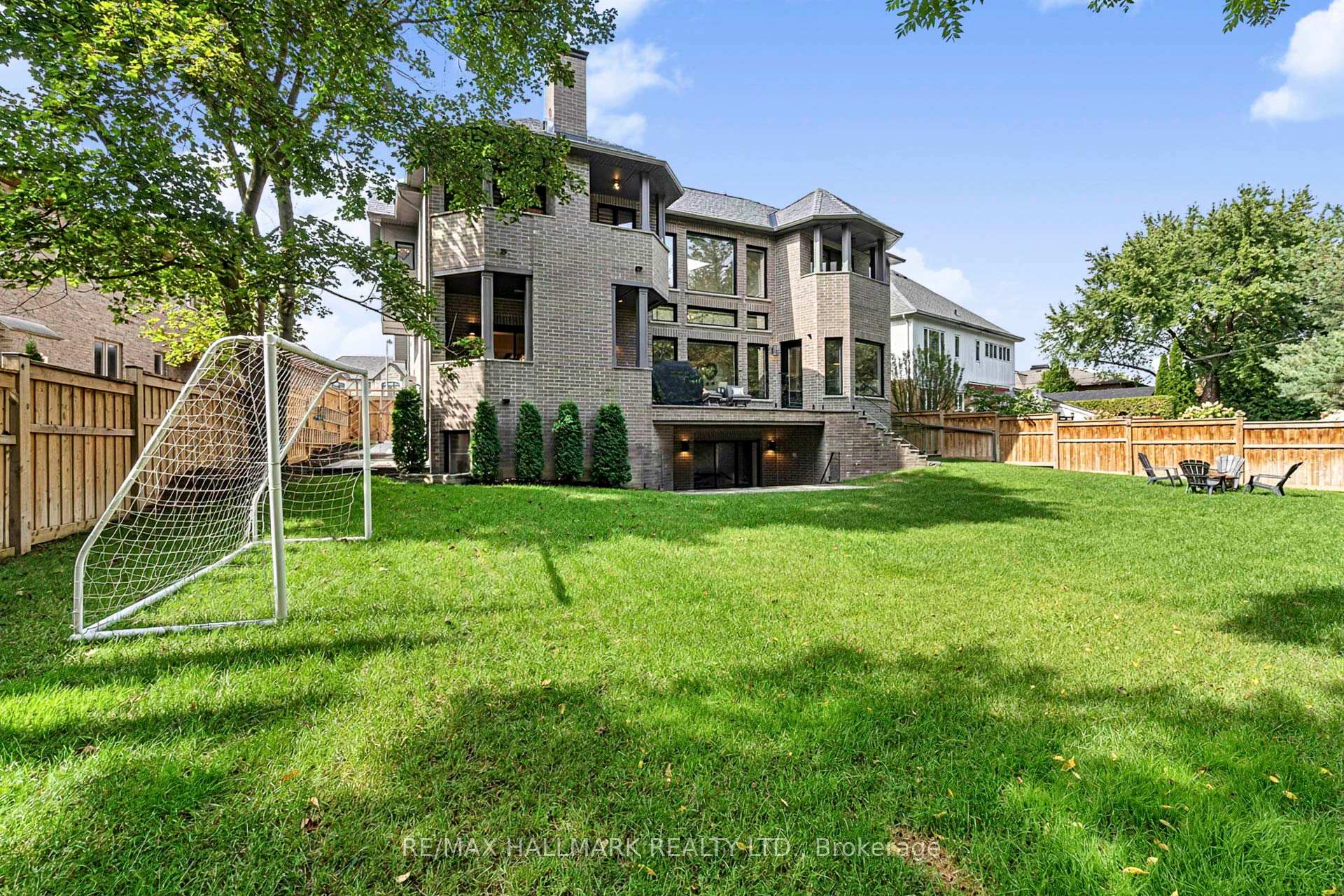 Photo 43 of 31 Bradgate Road, North York, Banbury-Don Mills — HOMEH