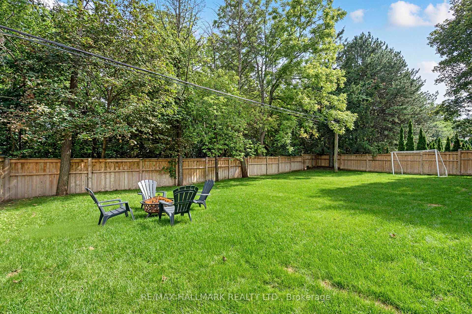 Photo 45 of 31 Bradgate Road, North York, Banbury-Don Mills — HOMEH