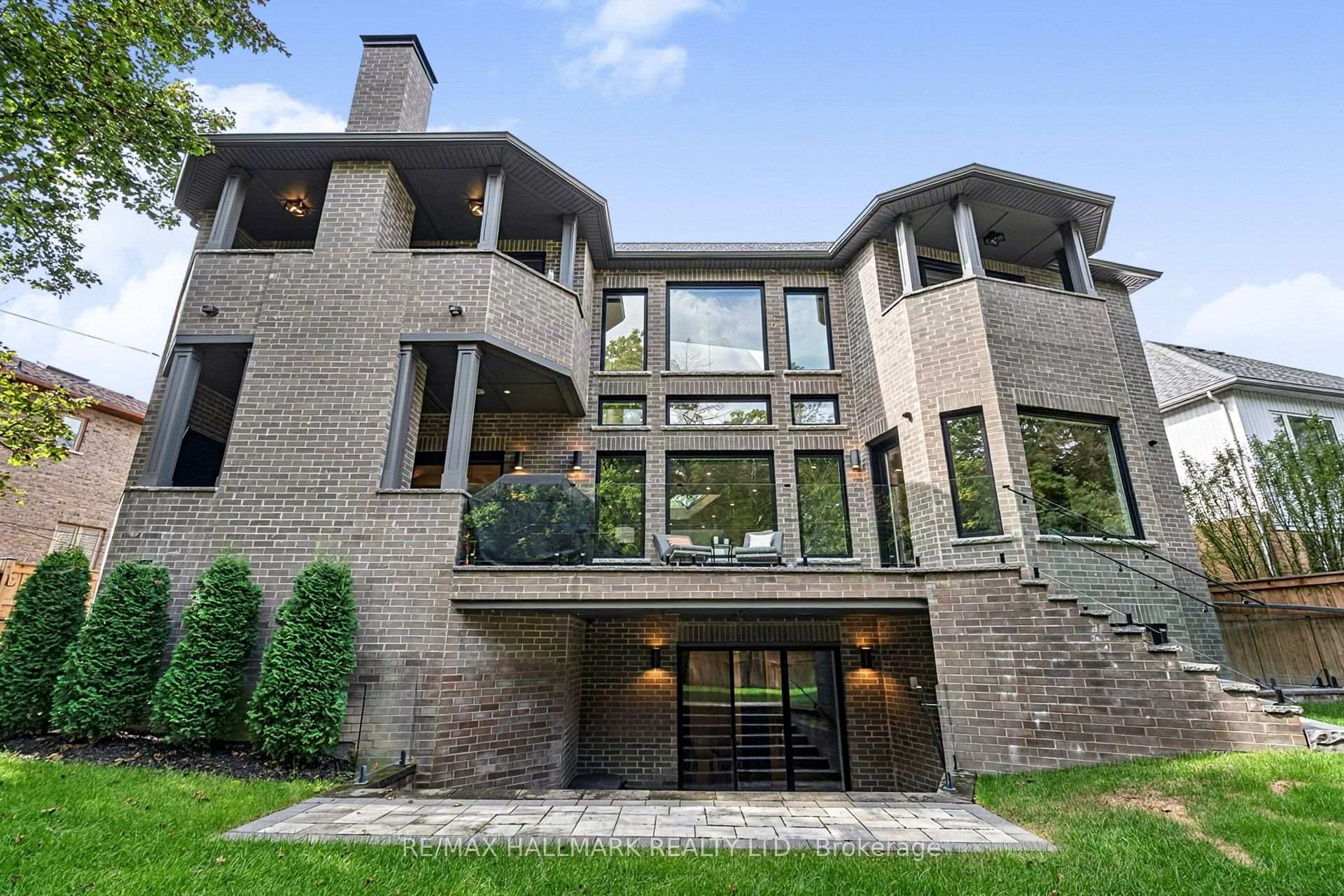 Photo 46 of 31 Bradgate Road, North York, Banbury-Don Mills — HOMEH