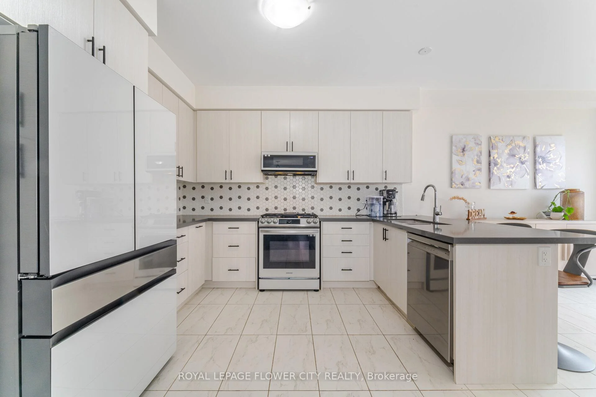 Photo 16 of 24 Vincena Road, Caledon, Rural Caledon — HOMEH